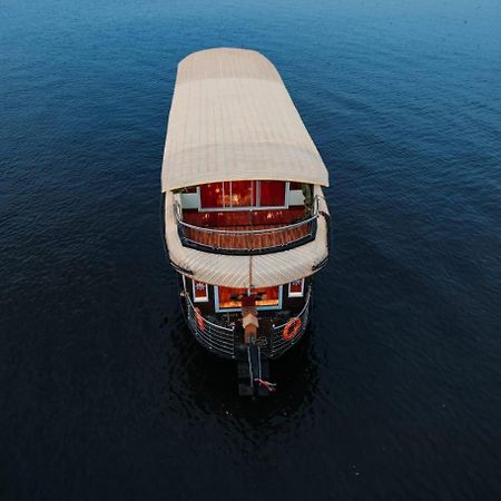 Venice Premium Houseboats Alleppey Alappuzha Екстериор снимка