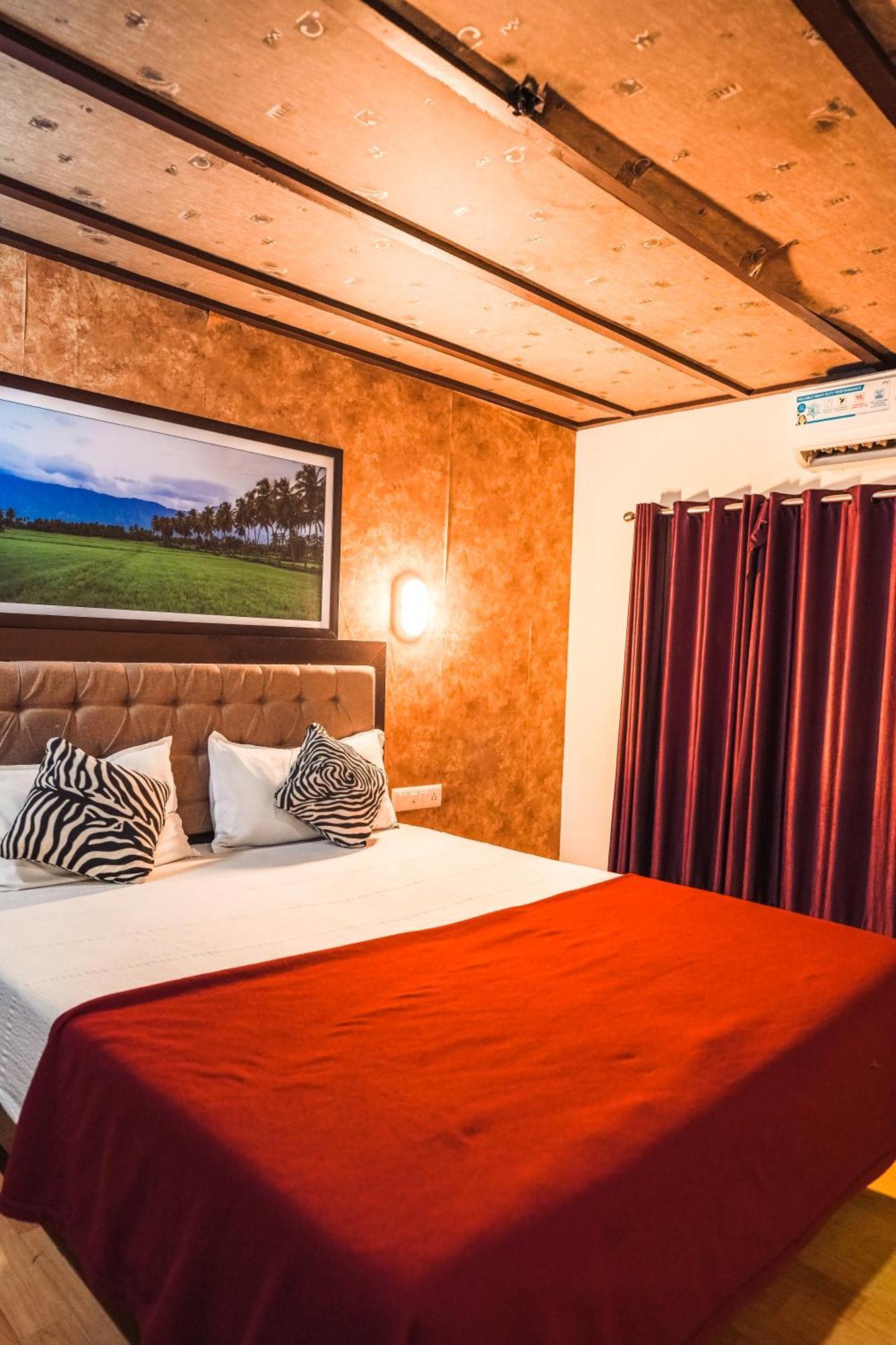 Venice Premium Houseboats Alleppey Alappuzha Екстериор снимка