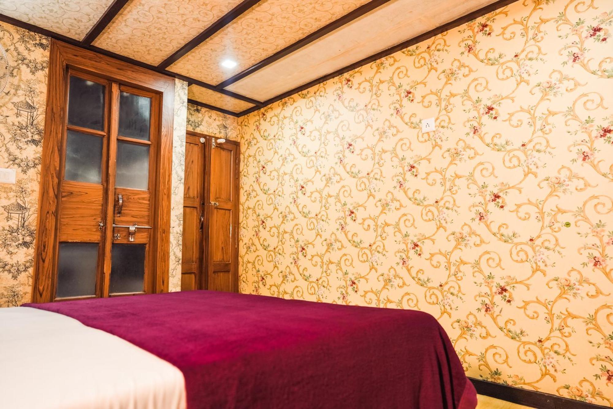Venice Premium Houseboats Alleppey Alappuzha Екстериор снимка