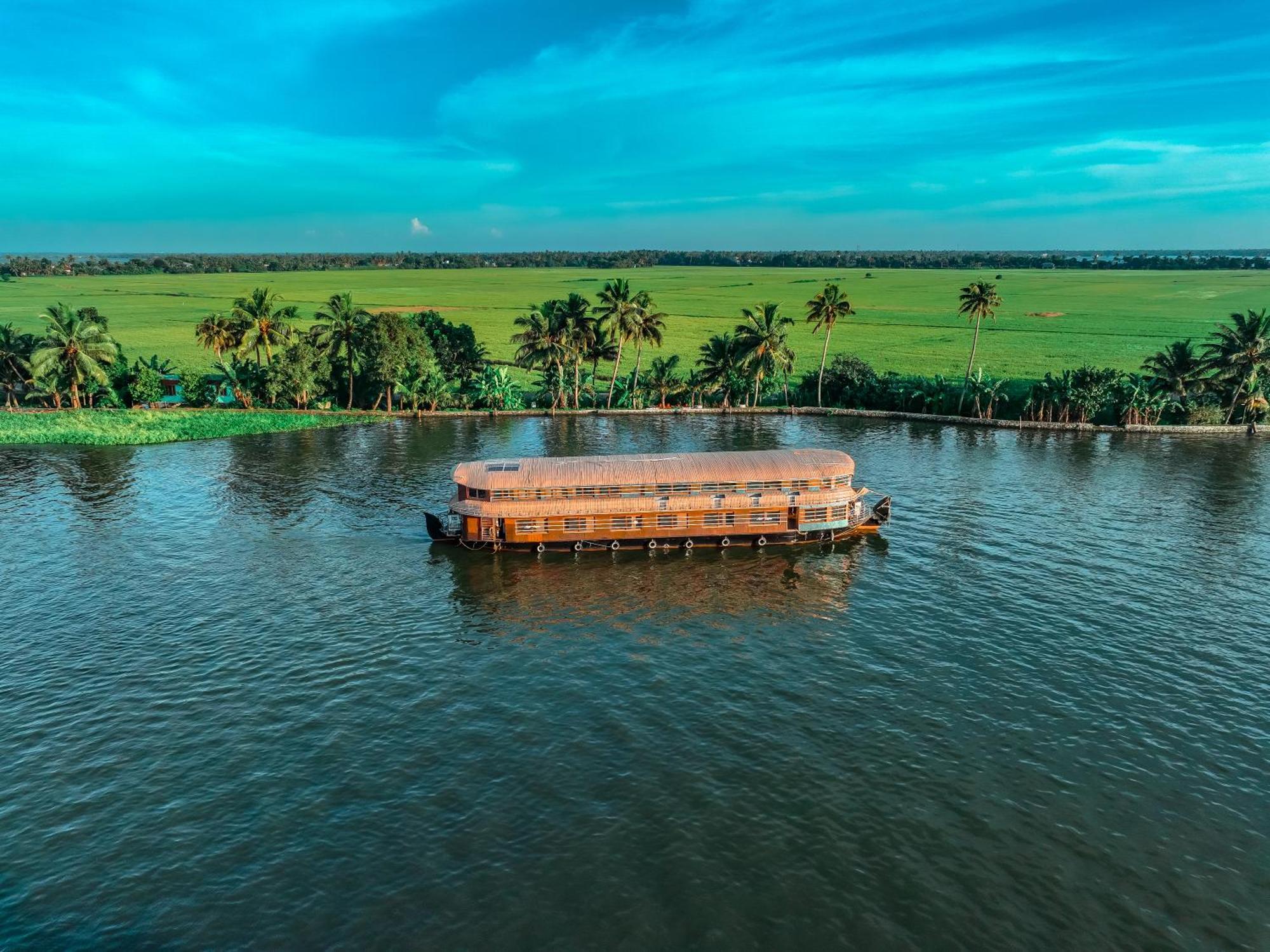 Venice Premium Houseboats Alleppey Alappuzha Екстериор снимка