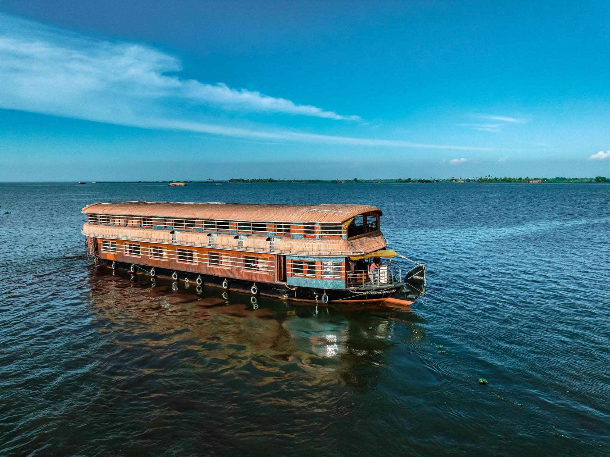 Venice Premium Houseboats Alleppey Alappuzha Екстериор снимка